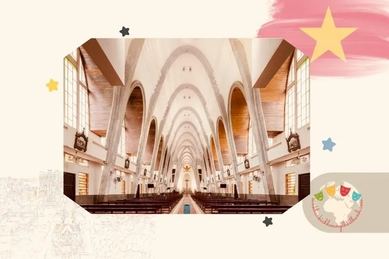 Kiến trúc độc đáo của Nhà Thờ Phủ Cam Huế